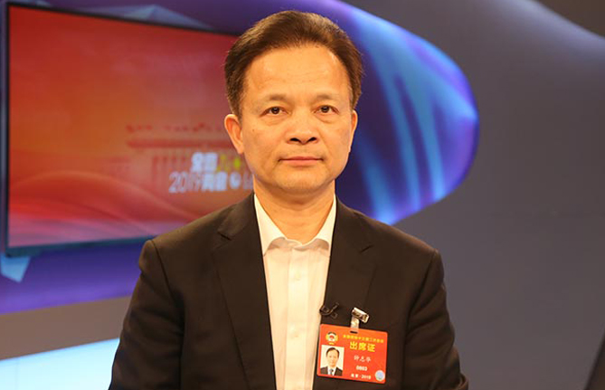 全國政協(xié)委員、中國工程院副院長鐘志華：推進(jìn)工程教育改革與創(chuàng)新創(chuàng)業(yè)創(chuàng)造
