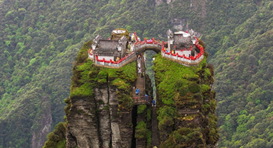 貴州銅仁：梵凈山景美如畫(huà)